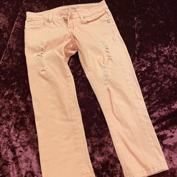 Capri pants, light pink in color. Size 0, smoke free home 🌷🤍 - Picture 1 of 4
